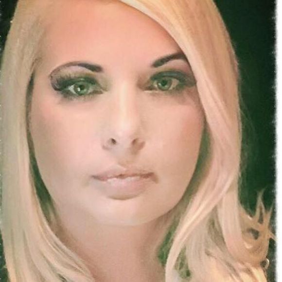 Meet your Posher, Andrea - Picture 1 of 1